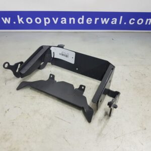 SHEETMETAL - Fendt 700 Series Vario < com 3