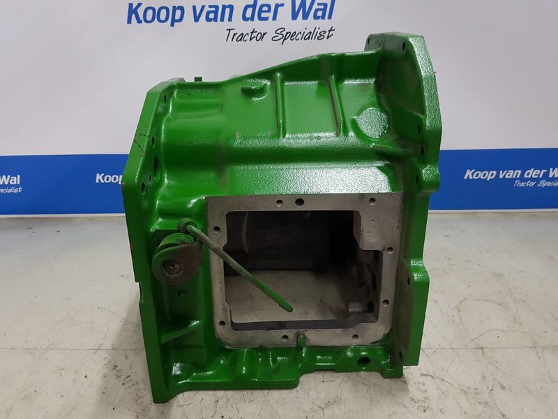 GEARBOXHOUSE - John Deere 6000 Series - Image 7