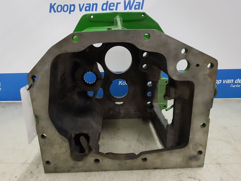 GEARBOXHOUSE - John Deere 6000 Series - Image 8