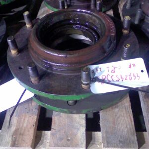 FRONTWHEELHUB - John Deere 6000 Series