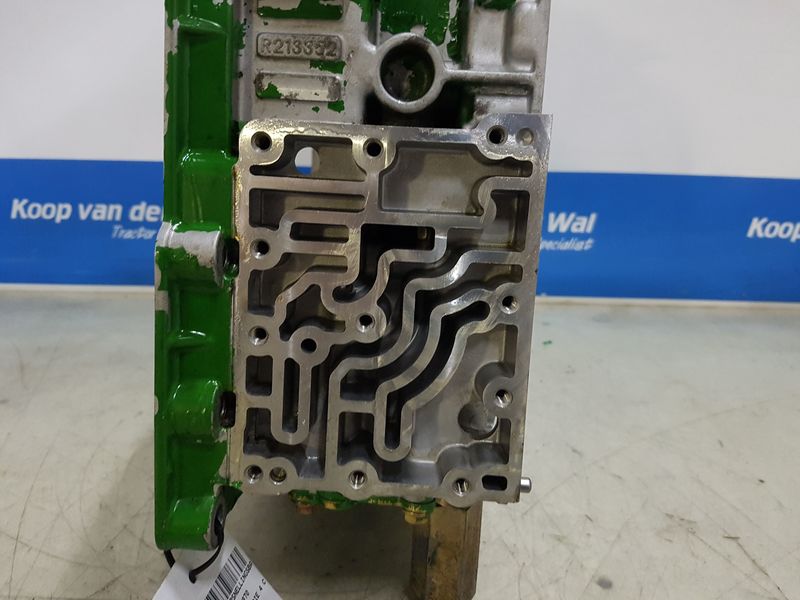 GEARBOXHOUSE - John Deere 6000-20 4 cyl. - Image 7