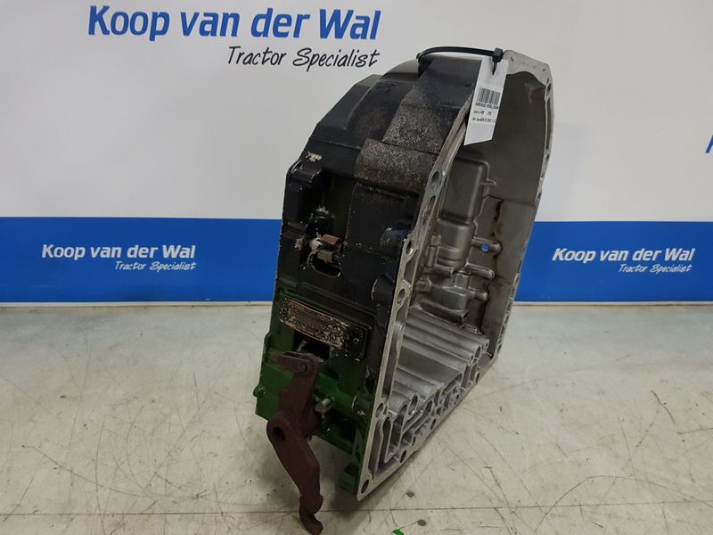 GEARBOXHOUSE - John Deere 6000-20 4 cyl. - Image 7