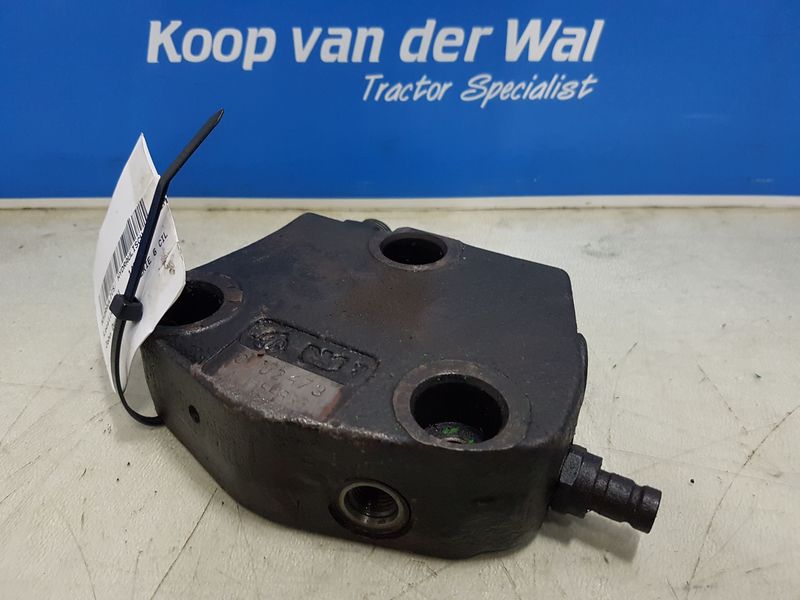 HYDRAULICS - John Deere 6000- 20 6 cyl. - Image 5