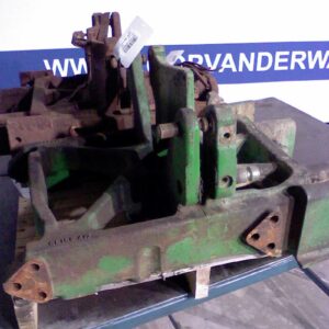 FRONTSUPPORT - John Deere 6000- 20 6 cyl.