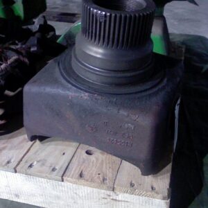 FRONTWHEELHUB - John Deere 7000 Series