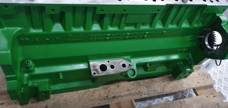 SHORTBLOCK - John Deere 7000- 10 Series - Image 9