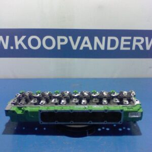 CYLINDERHEAD - John Deere 7000- 30 Series