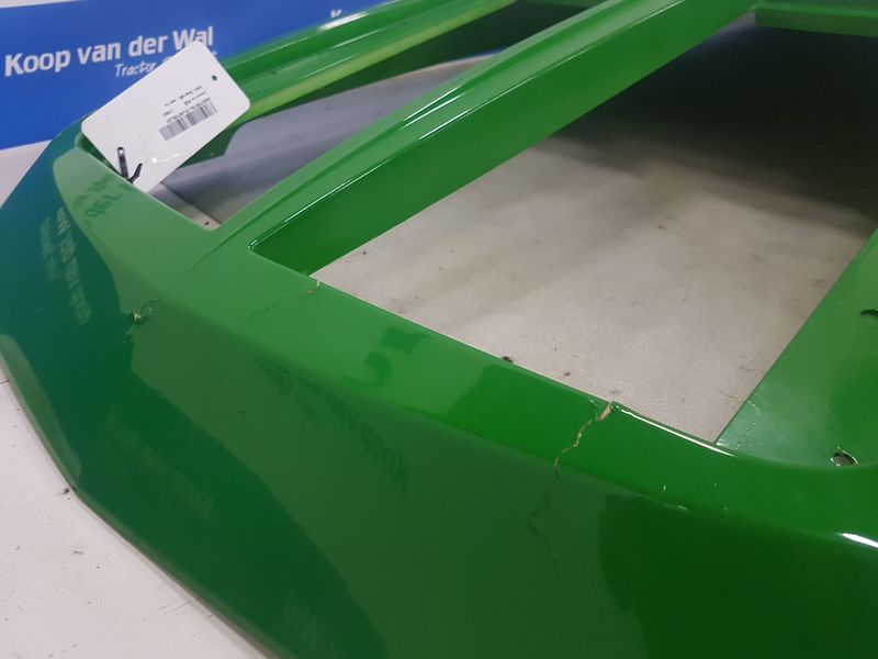 SHEETMETAL - John Deere 6R Series . - Image 9