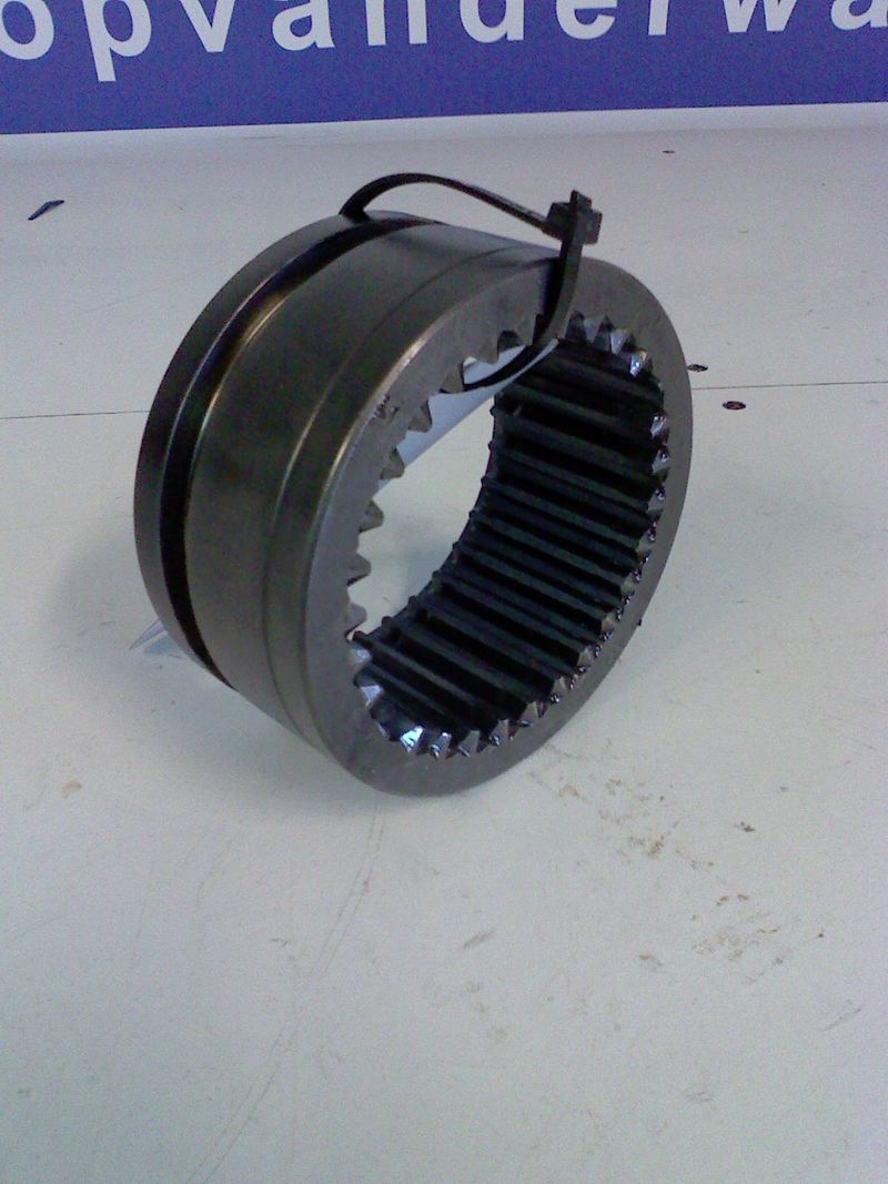 GEARBOX - New Holland T6000 Series