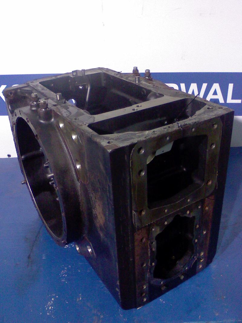 BACKENDHOUSING - New Holland T8 Series - Image 2