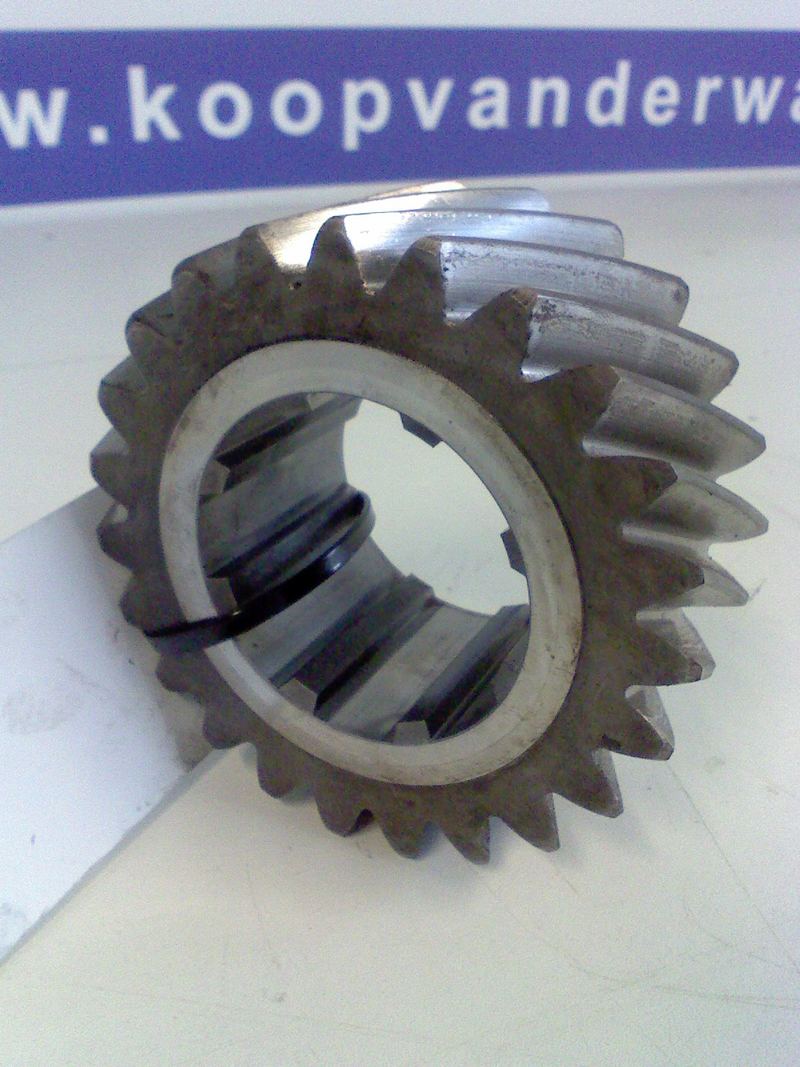 GEARBOX - New Holland T8 Series - Image 2