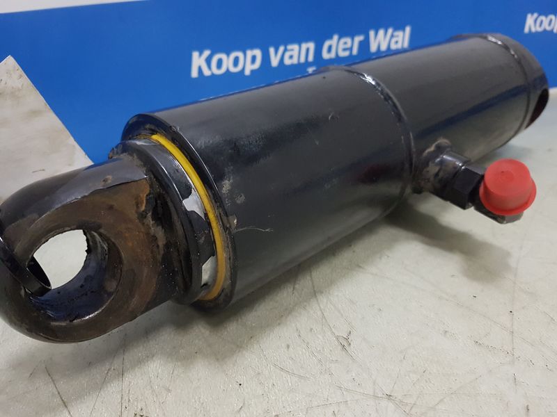 CILINDER - Case IH Maxxum 2007> Series 4 cyl. - Image 3