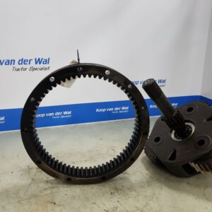 REDUCTION REAR - New Holland T7000 Series