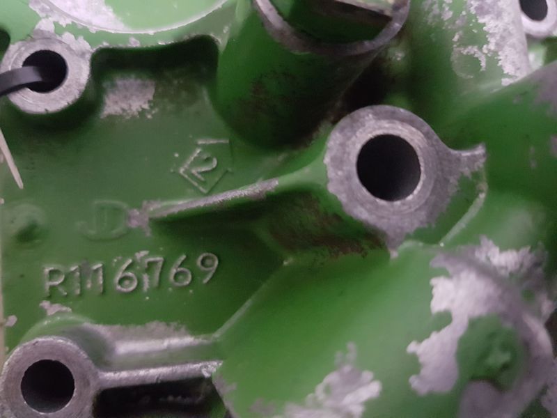 GEARBOXHOUSE - John Deere 6000 Series