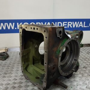 BACKENDHOUSING - John Deere 6000- 30 4 cyl.