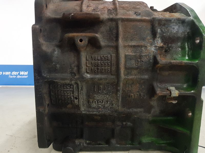GEARBOXHOUSE - John Deere 6000- 30 4 cyl. - Image 9