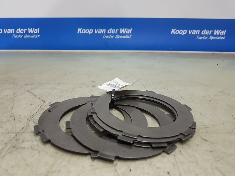 4 WD PARTS - New Holland T6 Series - Image 2