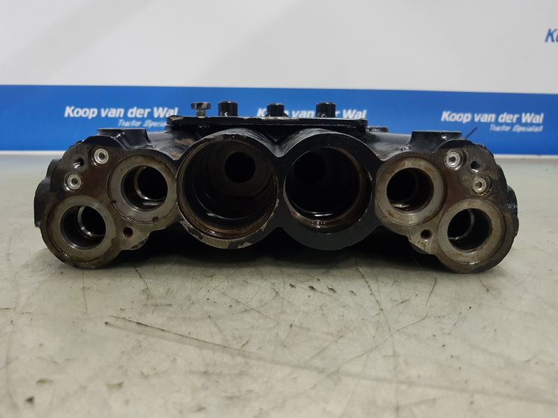 GEARBOX - New Holland T6 Series - Image 9