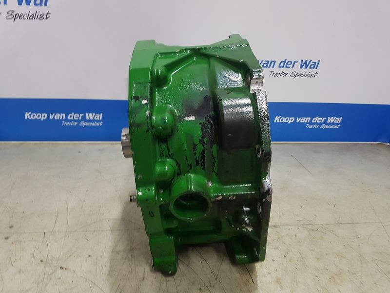 GEARBOXHOUSE - John Deere 6000-20 4 cyl. - Image 9