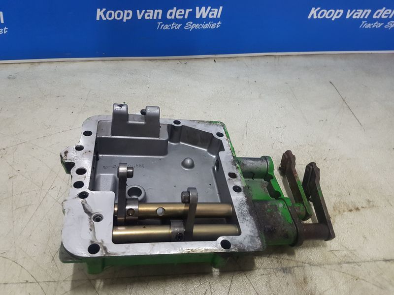 GEARBOXHOUSE - John Deere 6000-20 4 cyl. - Image 7