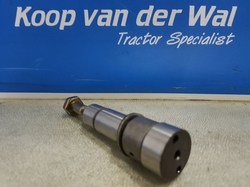 4 WD PARTS - John Deere 6000- 30 4 cyl. - Image 4