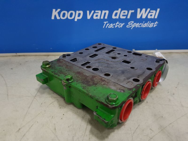 GEARBOXHOUSE - John Deere 6000-20 4 cyl. - Image 6