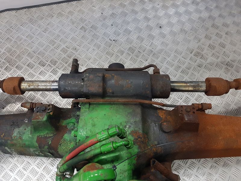 FRONTAXLE - John Deere 6000- 30 6 cyl. - Image 12