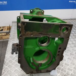 GEARBOXHOUSE - John Deere 6000- 30 6 cyl.