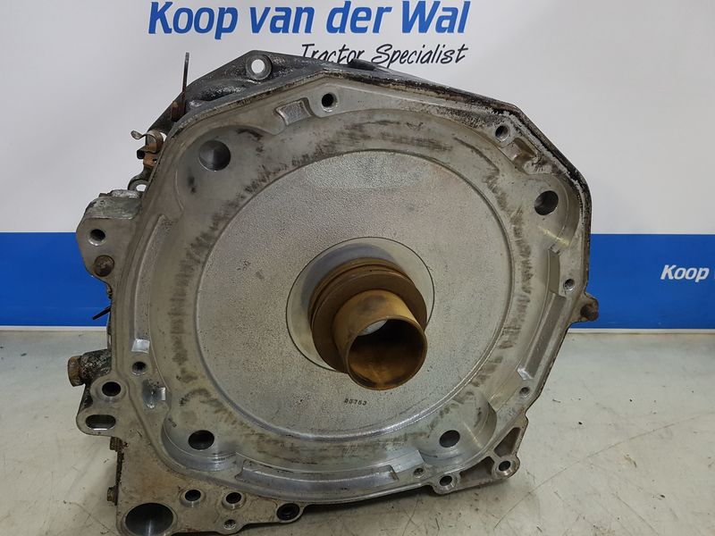 GEARBOXHOUSE - John Deere 6000- 30 6 cyl. - Image 5