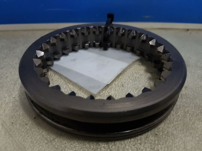 PTO - John Deere 6000- 30 6 cyl. - Image 2