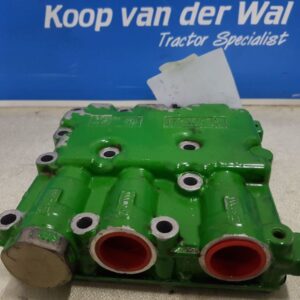 GEARBOXHOUSE - John Deere 6000- 30 6 cyl.
