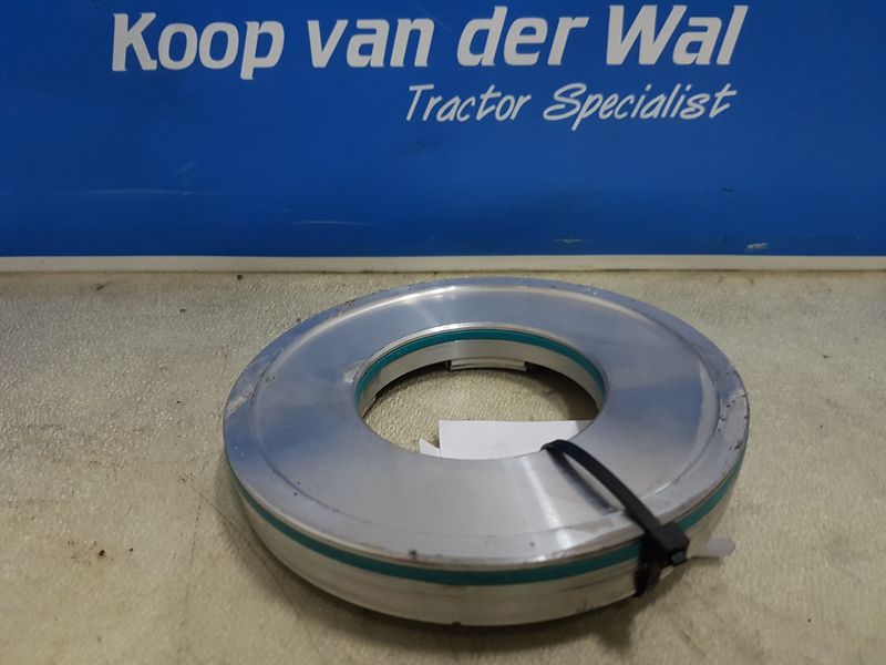 PTO CLUTCH - New Holland T7 Series Powercommand - Image 4