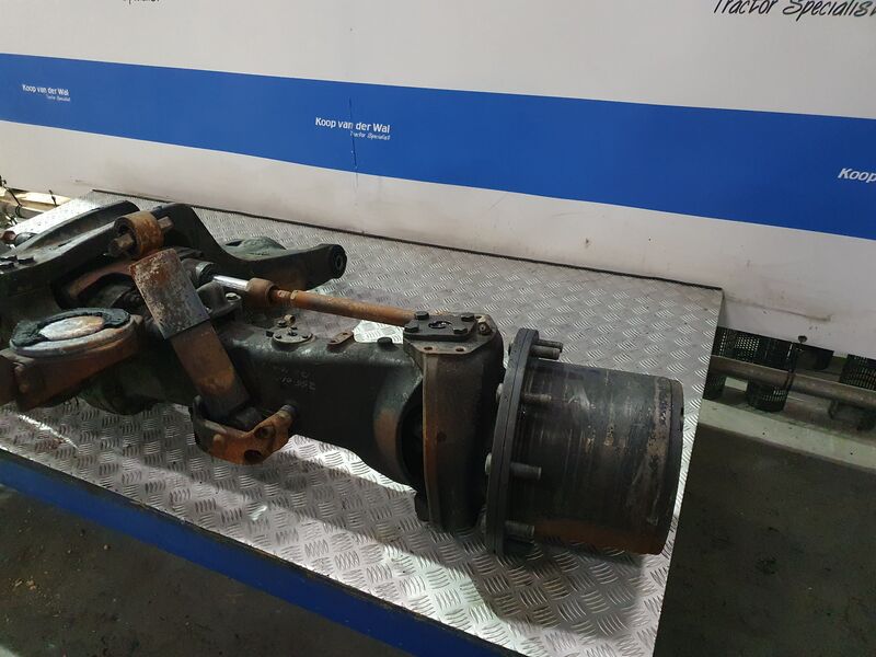 FRONTAXLE - Valtra Valmet T series 4 - Image 3