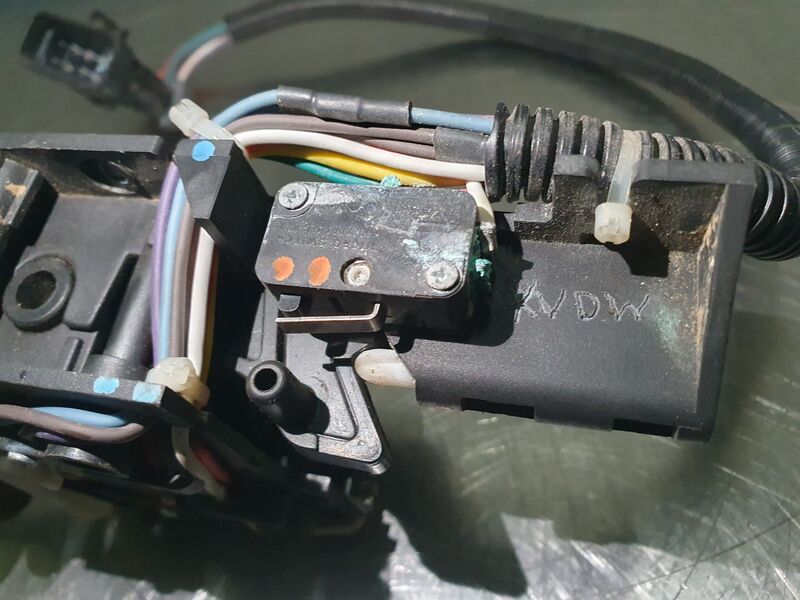 ELECTRICAL - John Deere 6000- 20 6 cyl. - Image 4