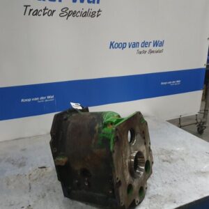 GEARBOXHOUSE - John Deere 6000- 30 6 cyl.