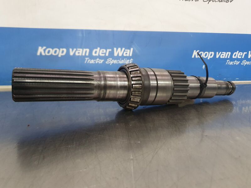 FOURWHEELDRIVEAXLE - John Deere 7430 / 7530 Series