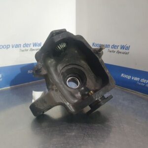 FRONTWHEELHUB - Fendt 800 Series Vario < SCR