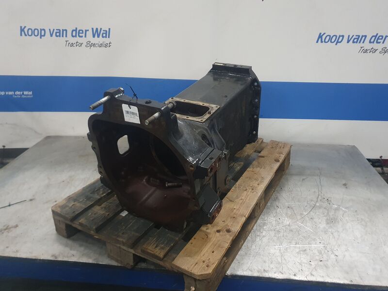 GEARBOXHOUSE - New Holland TSA SERIES 4 cyl.