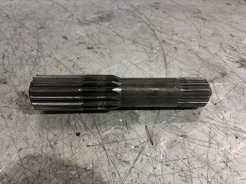 DRIVESHAFTHOUSING - John Deere 6000 Series - Image 4