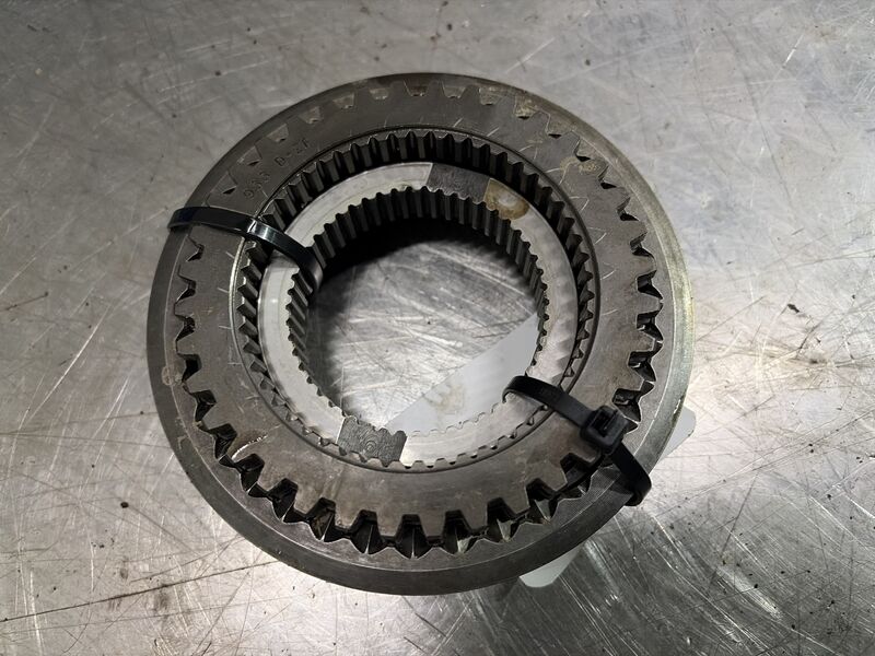 GEARBOX - Deutz-Fahr Agrotron 106-150 - Image 4