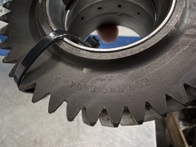 GEARBOX - Deutz-Fahr Agrotron 106-150 - Image 3