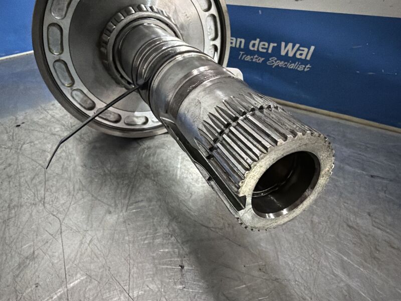 GEARBOX - John Deere 7000- 10 Series - Image 2