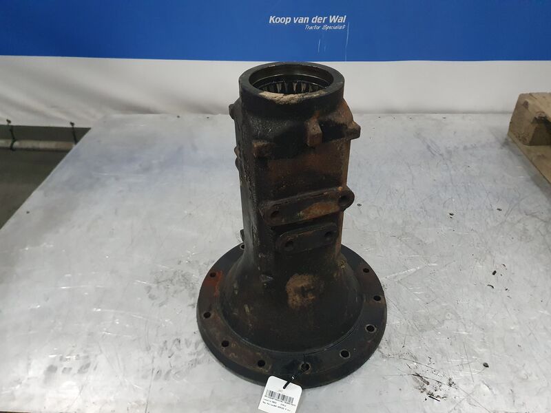 DRIVESHAFTHOUSING - New Holland TSA SERIES 4 cyl.