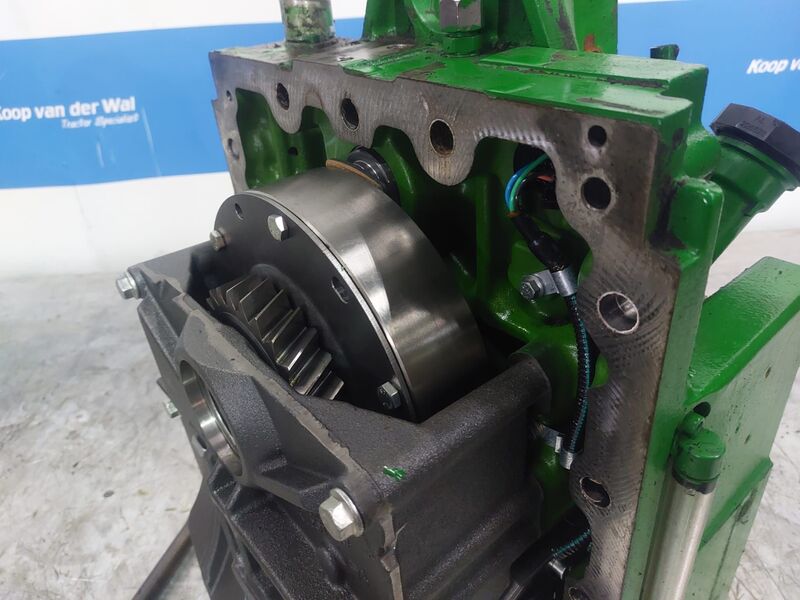 PTOHOUSING - John Deere 6R Series 4 cyl. - Image 7
