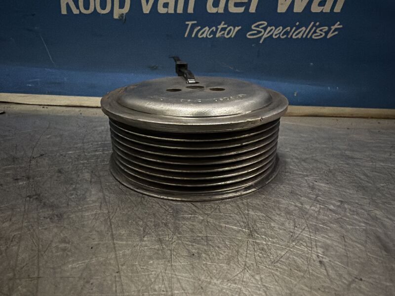 PULLEY - John Deere 6R Series 4 cyl.