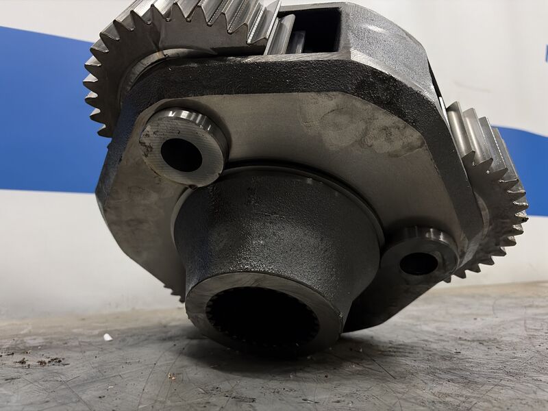 REDUCTION REAR - New Holland T7 Series Autocommand - Image 4