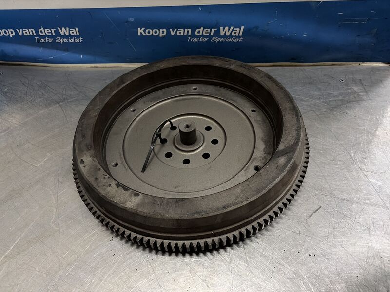 FLYWHEEL - John Deere 6020 Series 6 Cyl - Image 2