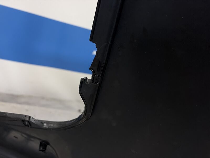 MUDGUARD - John Deere 6R Series 4 cyl. - Image 3