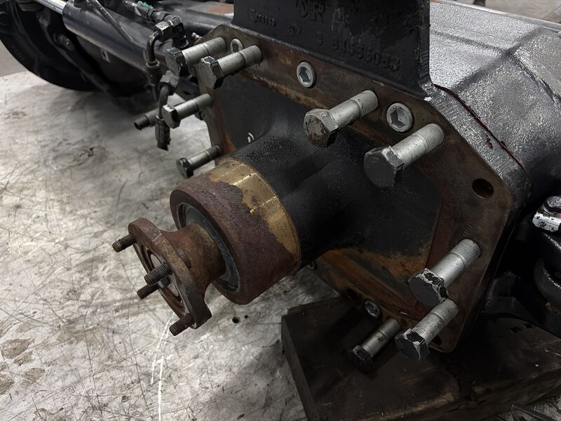 FRONTAXLE - New Holland T7 Series Powercommand - Image 5