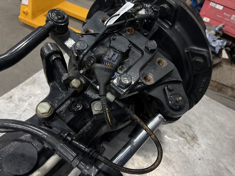 FRONTAXLE - New Holland T7 Series Powercommand - Image 8